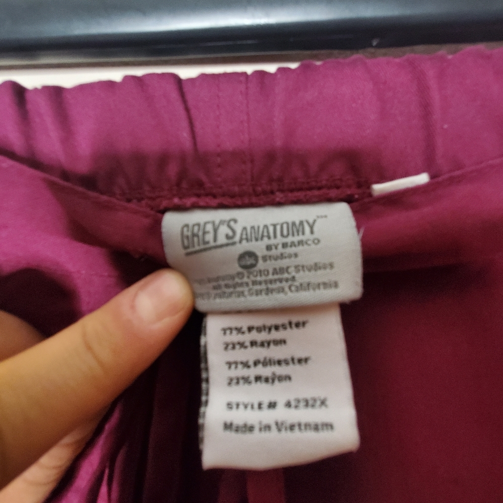 Grey’s Anatomy Scrubs Womens Burgundy Plum Purple Maroon Pants 4XL - Picture 8 of 9